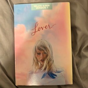 Deluxe album version 1